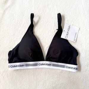 Calvin Klein Lightly Lined Triangle Bralette in Black